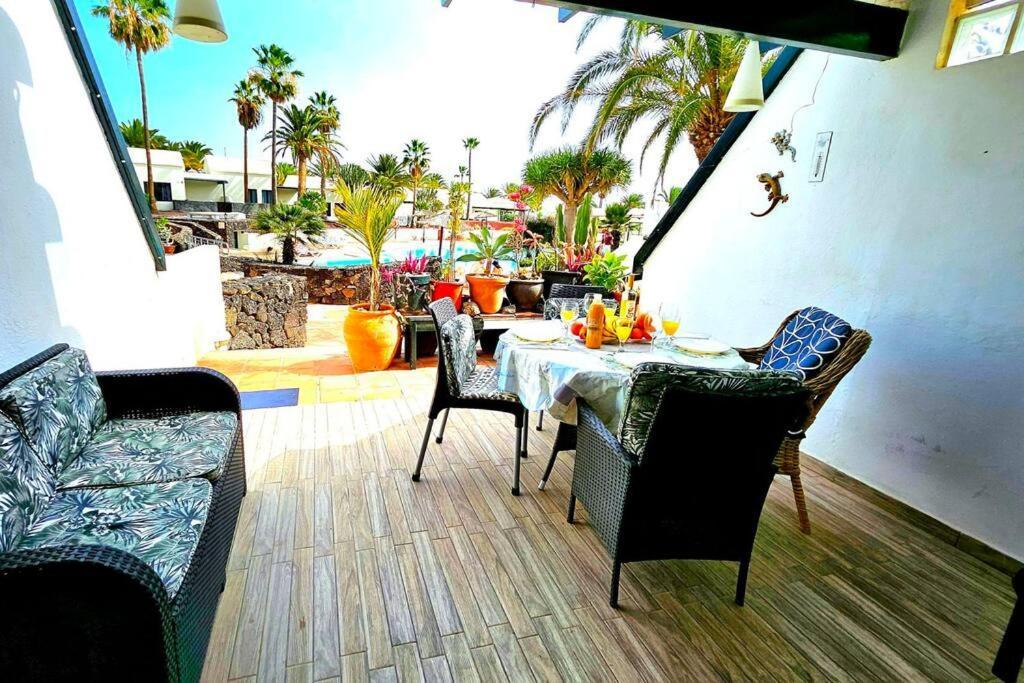 Apartamento Taisa Playa Roca Costa Teguise Exterior photo